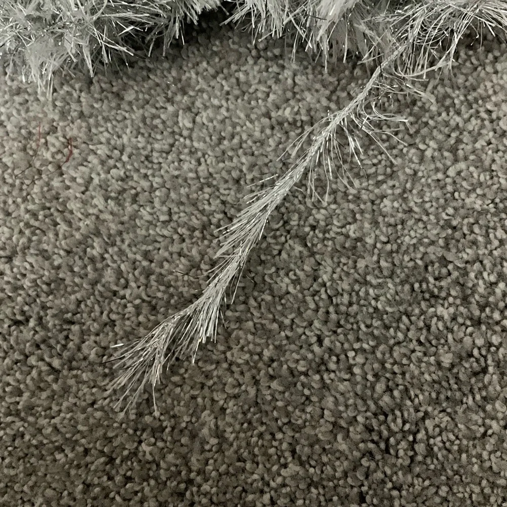 No Boundaries Yarn - Bundle of 10 (Silver Metallic) - Picture 4 of 4